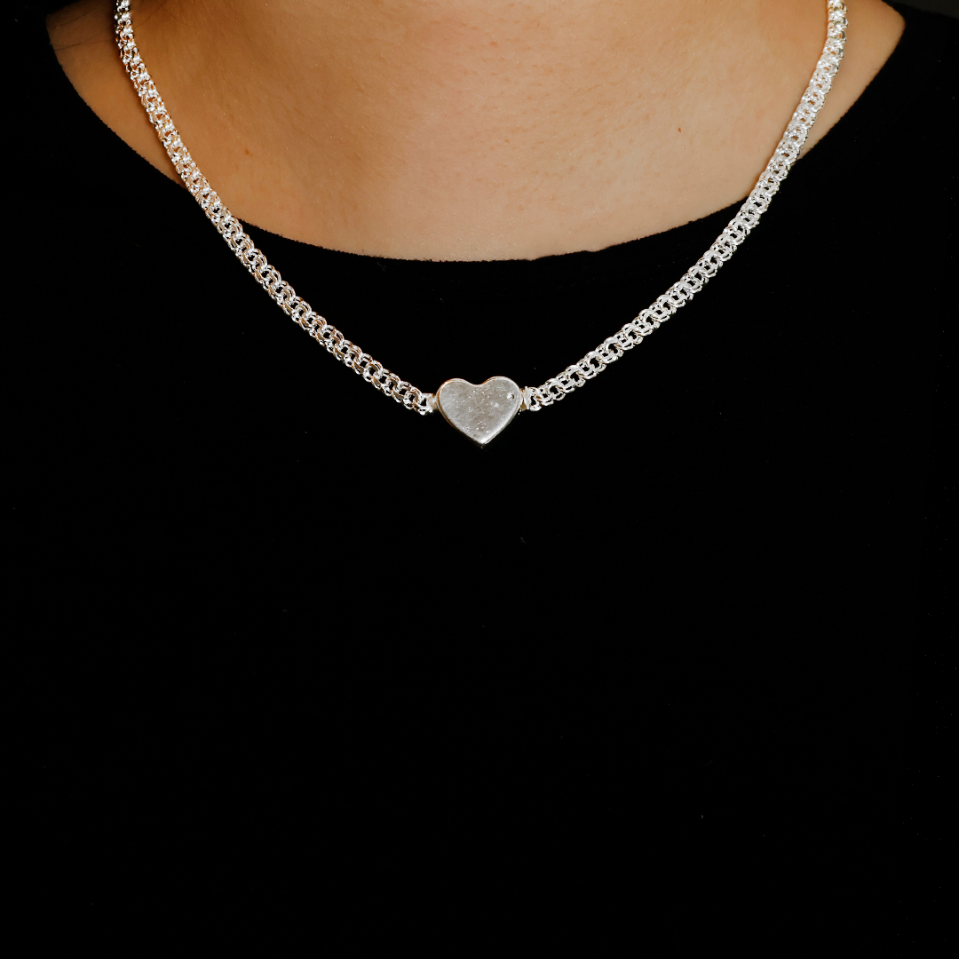 Cadena de plata tejido Chino solida hecha a mano con broche de corazon 4 mm