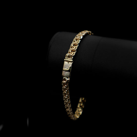 Pulso con inicial en broche tejido Chino 5 mm